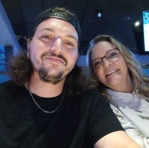 Meet your Posher, Leslie